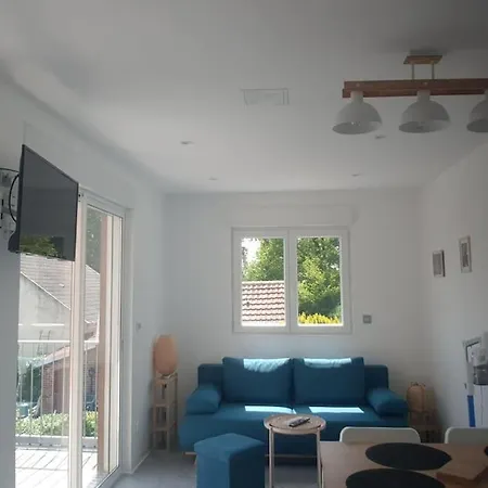 A La Maison!